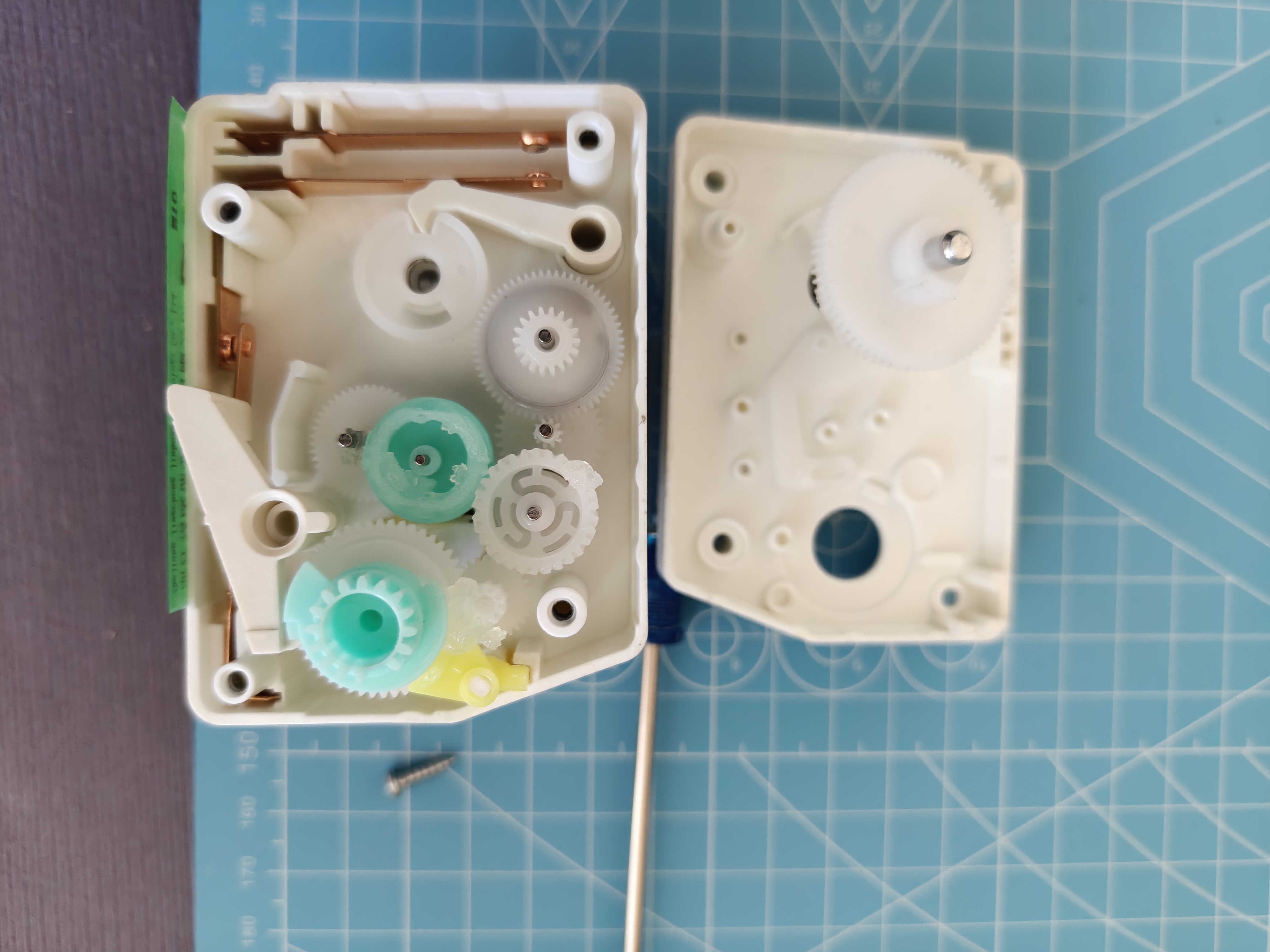 机械式计时器齿轮箱内部